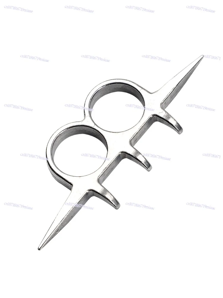 

Grilling the small rice artifact, double hooks, one grab and two open, agricultural use in the field