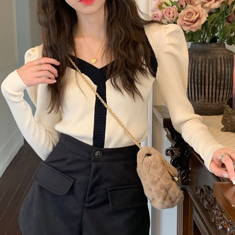 

Temperament Square Collar Puff Sleeve Sweater for Women in Spring and Autumn New Contrasting Color Knitted Base Shirt