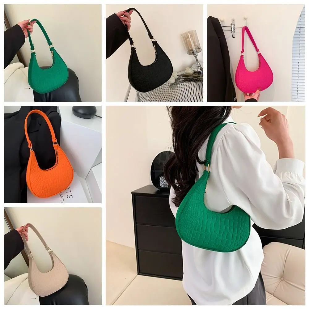 Elegant Print Crescent Moon Underarm Bag Shoulder Pouch Tote Bag Cloth Shoulder Bag All-match Large Capacity Felt Handbag Girls