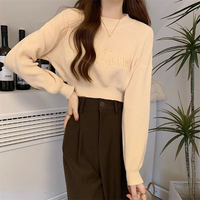 Autumn Women Letter Embroidery Round Neck Long Sleeve Loose Sexy Short Knitted Sweater