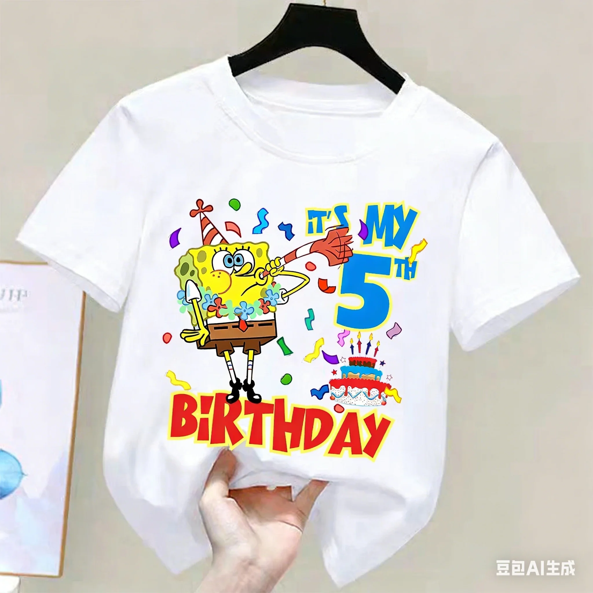 Spongebob Neues Geburtstags-Figuren-T-Shirt für Kinder, Kawaii Cartoon, weißes T-Shirt, Kawaii, kurzärmelig, für Jungen und Mädchen, kurzärmeliges Geschenk – Detail 7