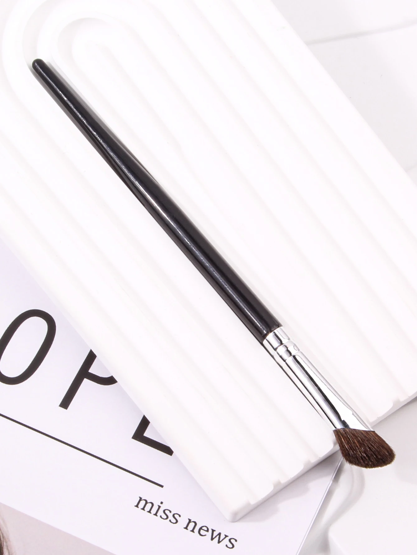 Pinceau ombre de nez 3D V, pinceaux de maquillage pour Contour du visage, cheveux doux, Blush, poudre à reflets, cosmétique, outils de beauté du visage pour femmes