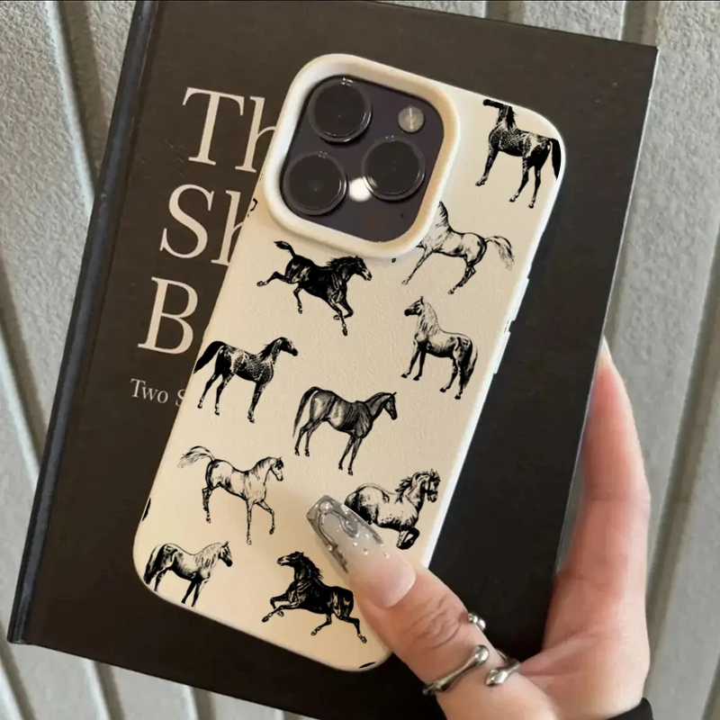 Realistic Style Horse Head Cow Animals Pattern Phone Case For iPhone 17 16 Pro Max 15 14 Plus 13 12 11 Pro Max 16e 17 Air Cover