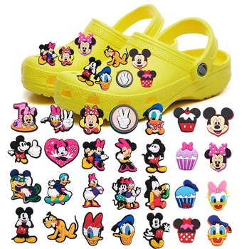 Disney 1 pièces mignon Mickey & Minne PVC chaussures breloques dessin animé sandales sabots bricolage épingles accessoires décorer filles enfants cadeaux de fête de noël