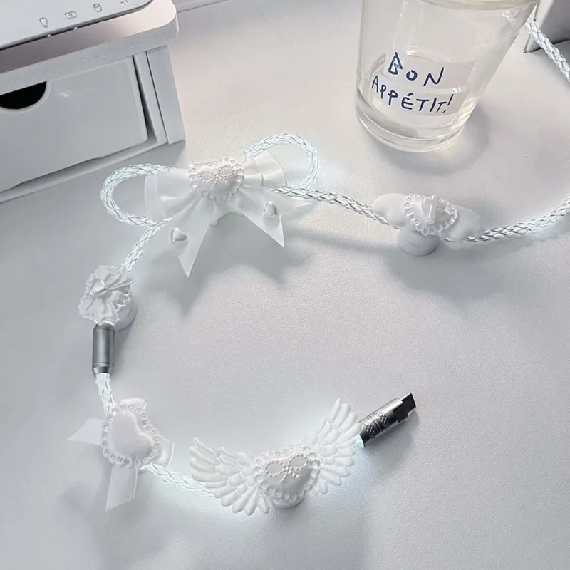 New 8K Avaitor Cable White Light 8k Return Rate Handmade Bow Tie USB 1.3m Type-C Magnetic Keyboard Cable Decorative Accessories