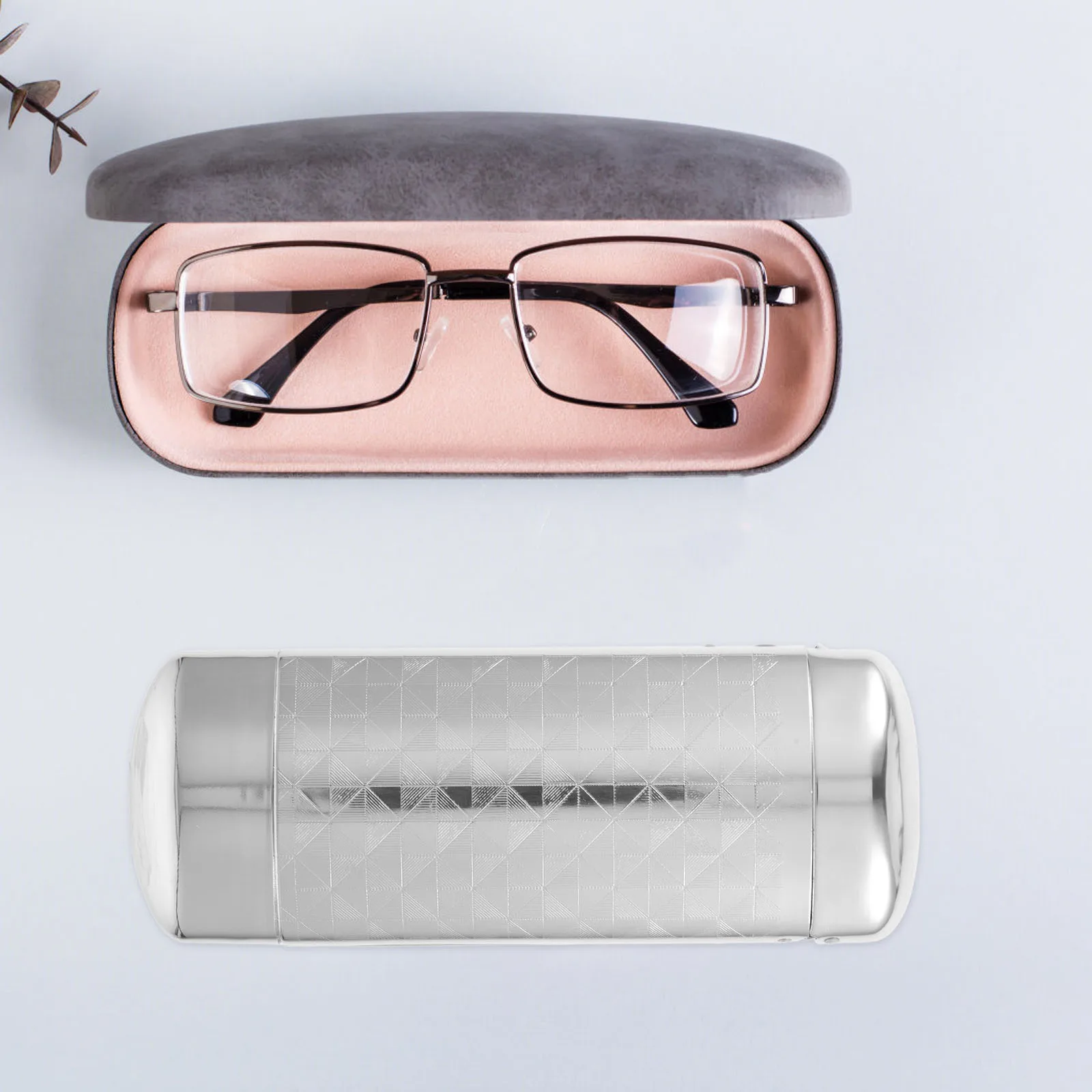 

Aluminum Eyeglasses Case Compact Hard Shell Protective Container for Men Women Sunglasses Dustproof Durable Storage Box