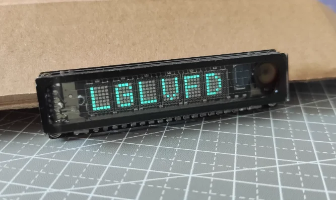 C51 STM32 VFD display module 8-16 bit dot matrix display module VFD fluorescent screen serial port