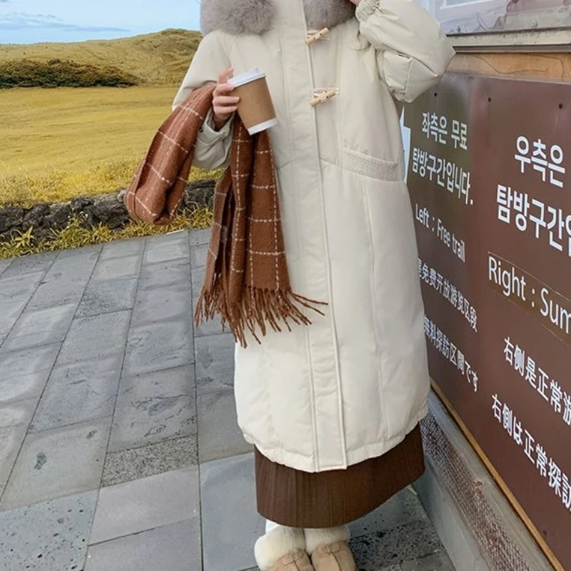 2025 Winter nieuwe verdikte jas lange knie over katoenen jas voor dames niche grote haarkraag