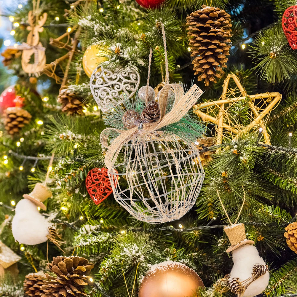 

4Pcs Christmas Hollow Out Iron Ball Ornaments Xmas Tree Pendant Decorative Hanging Balls Party Tree Decor Hollow Christmas Balls