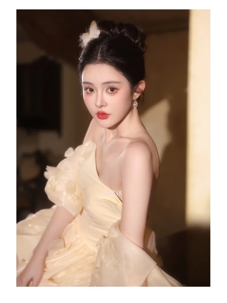 แชมเปญเจ้าหญิงงานแต่งงานชุดผู้หญิง A-Line Sweetheart ปิดไหล่ Puffy แขน Backless ชุดเจ้าสาว Vestidos ที่กําหนดเอง