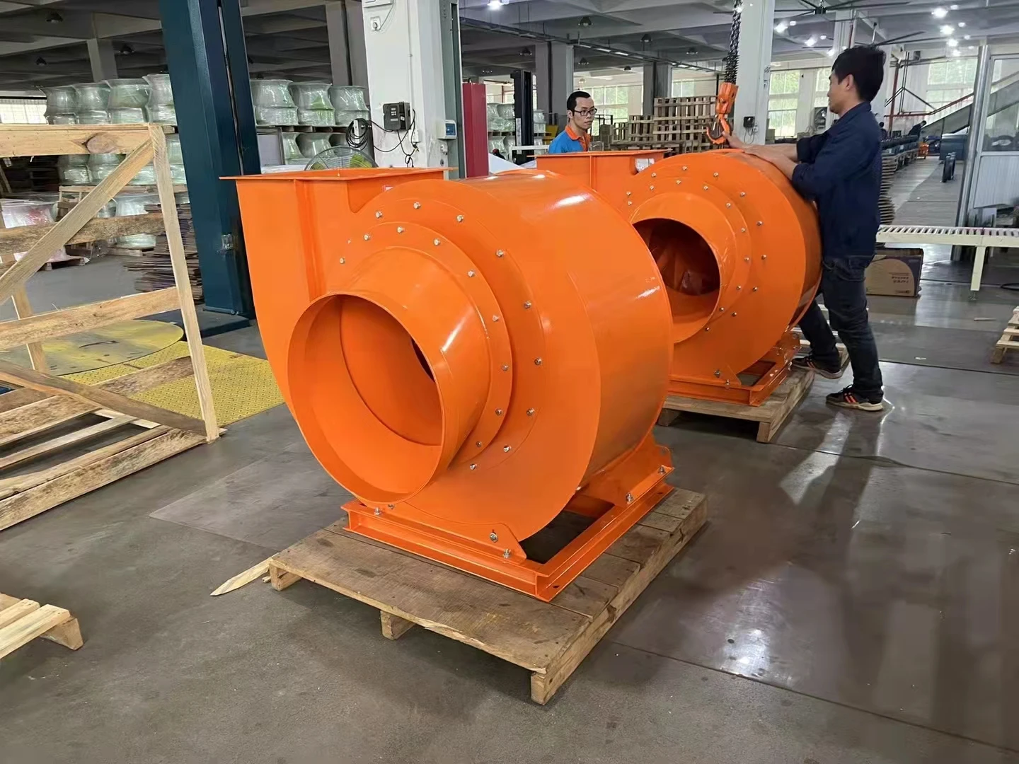 CF-11 مراوح تهوية عادم الطرد المركزي الصناعية الكبيرة ذات الضوضاء المنخفضة