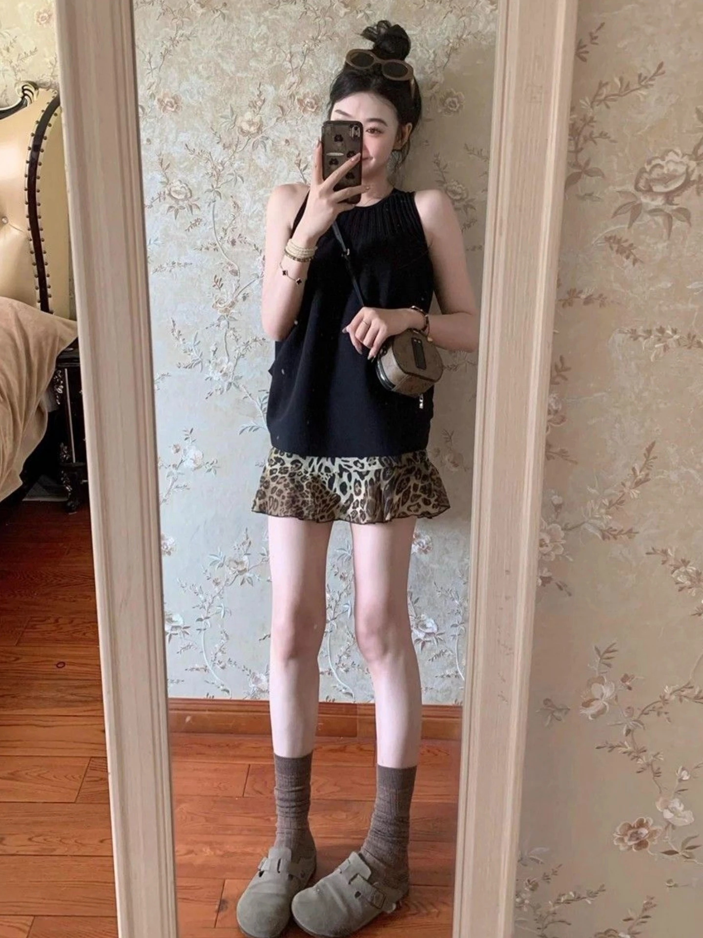 

Korean Anti-Aging Set Women Pure Desire Spicy Girl Personali Svel Vest Top High Waist Slimming Leopard Print fleng...