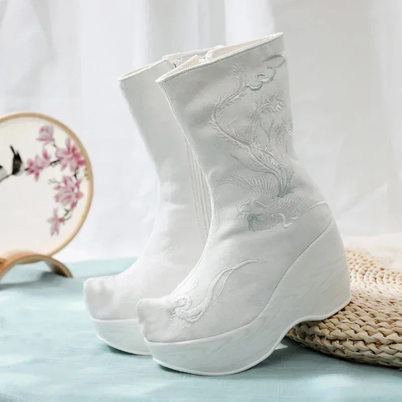 Chinese Embroidered Winter Vintage Hanfu High Heighten White Bow Soap Boots Shoes For Women Plus Size yi;4