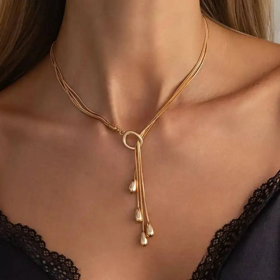KunJoe Fashion Creative O-Shaped Buckle Water Droplet Pendant Necklace For Women Exaggerated Adjustable Snake Bone Chain Jewelry