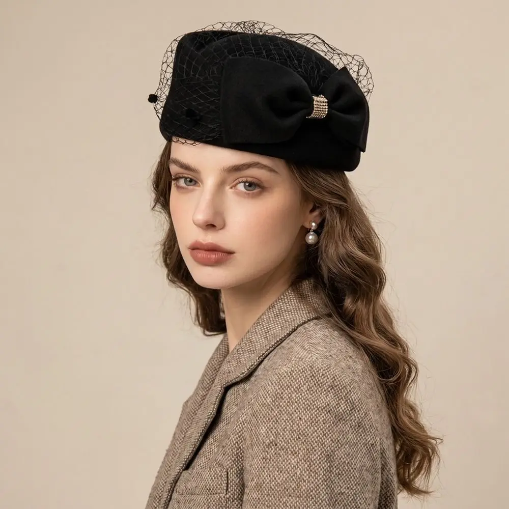 Fashion French Style Bow Fedora Hat Elegant Fedoras Pillbox Hat Air Hostess Rhinestone Medicine Box Hat Autumn and Winter