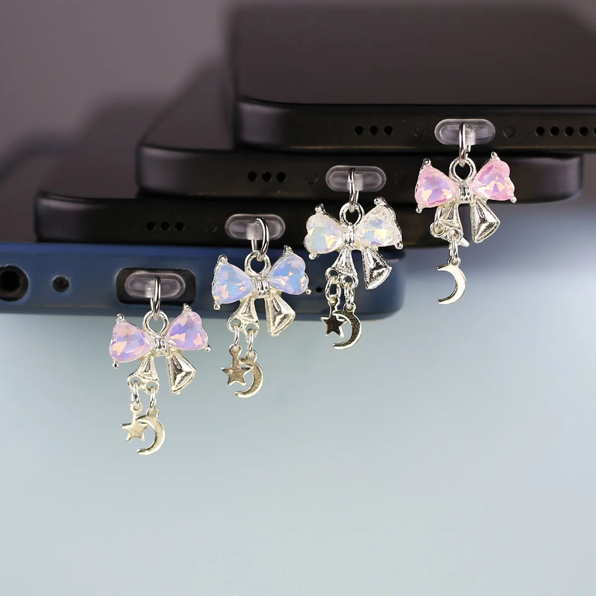 

Beautiful Heart-shaped Love Bow Moon Star Mobile Phone Dust Plug Pendant Hanging Decoration Accessory For Iphone Type-c Port