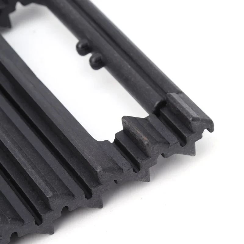 Car Snow Mud Tire Traction Mat Wheel Chain Non-slip Anti Slip Grip Tracks Tools