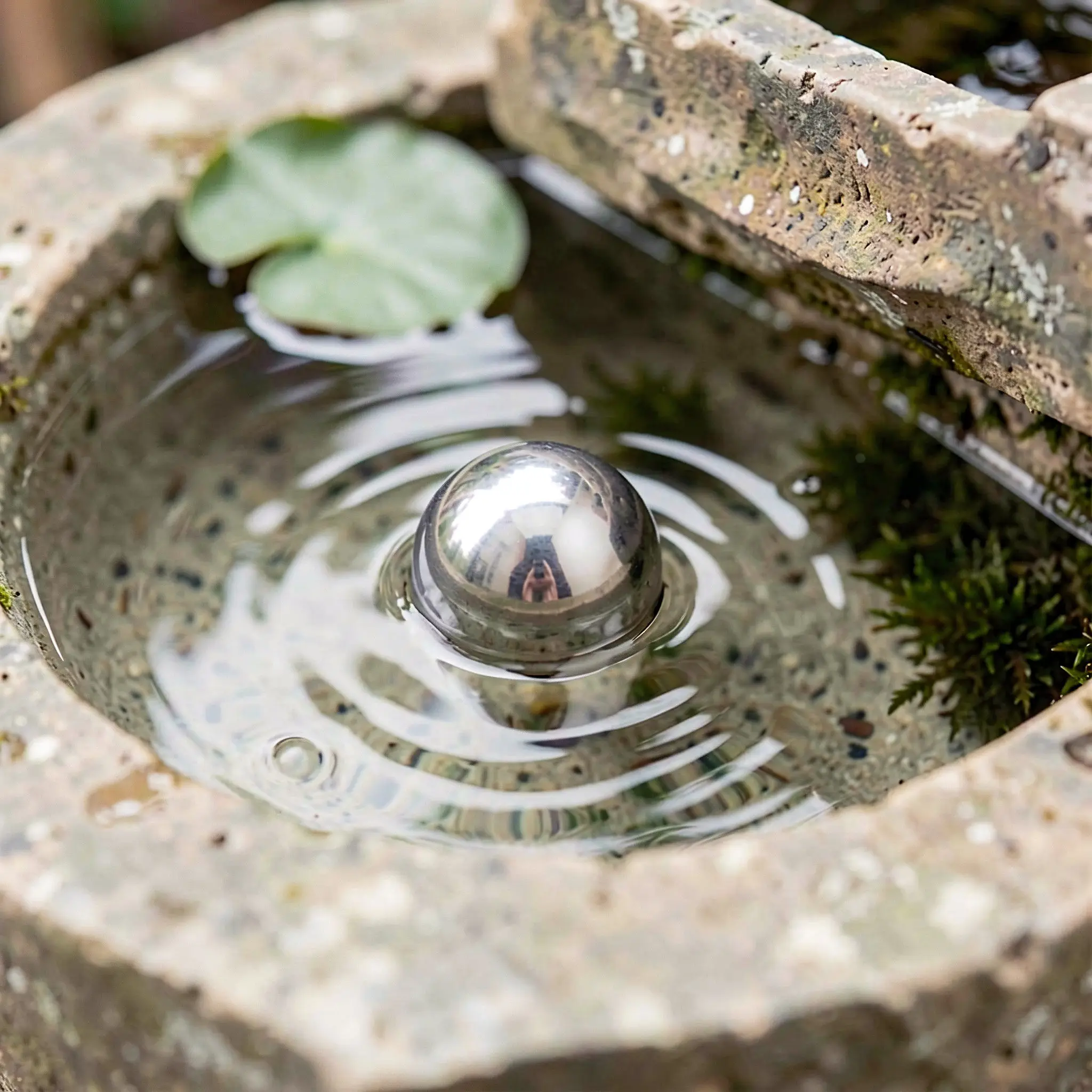 4Pcs Stainless Steel Floating Pond Orbs Silver Mirror Finish Garden Gazing Balls Outdoor Reflective Fountain Decor