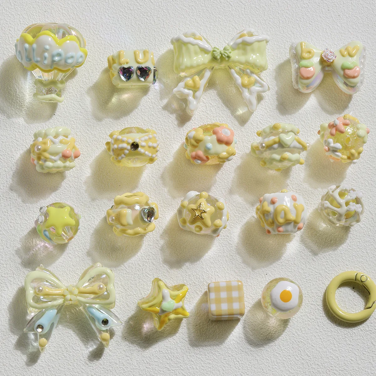 Alien Handgetekende Kralen DIY Mobiele Keten Auto Hangende Armband Kit Gratis Combinatie Kralen Pack Los Materiaal Accessoires