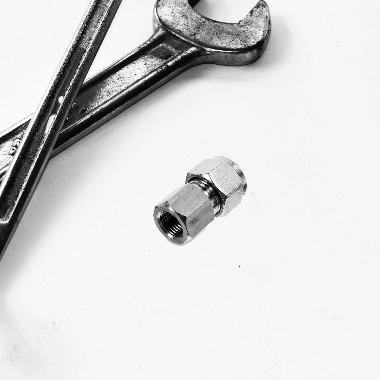 

Stainless Steel 1 4 Compression Fitting Tube Connector Straight Through Fittings Pressure Gauge Valve Hardware