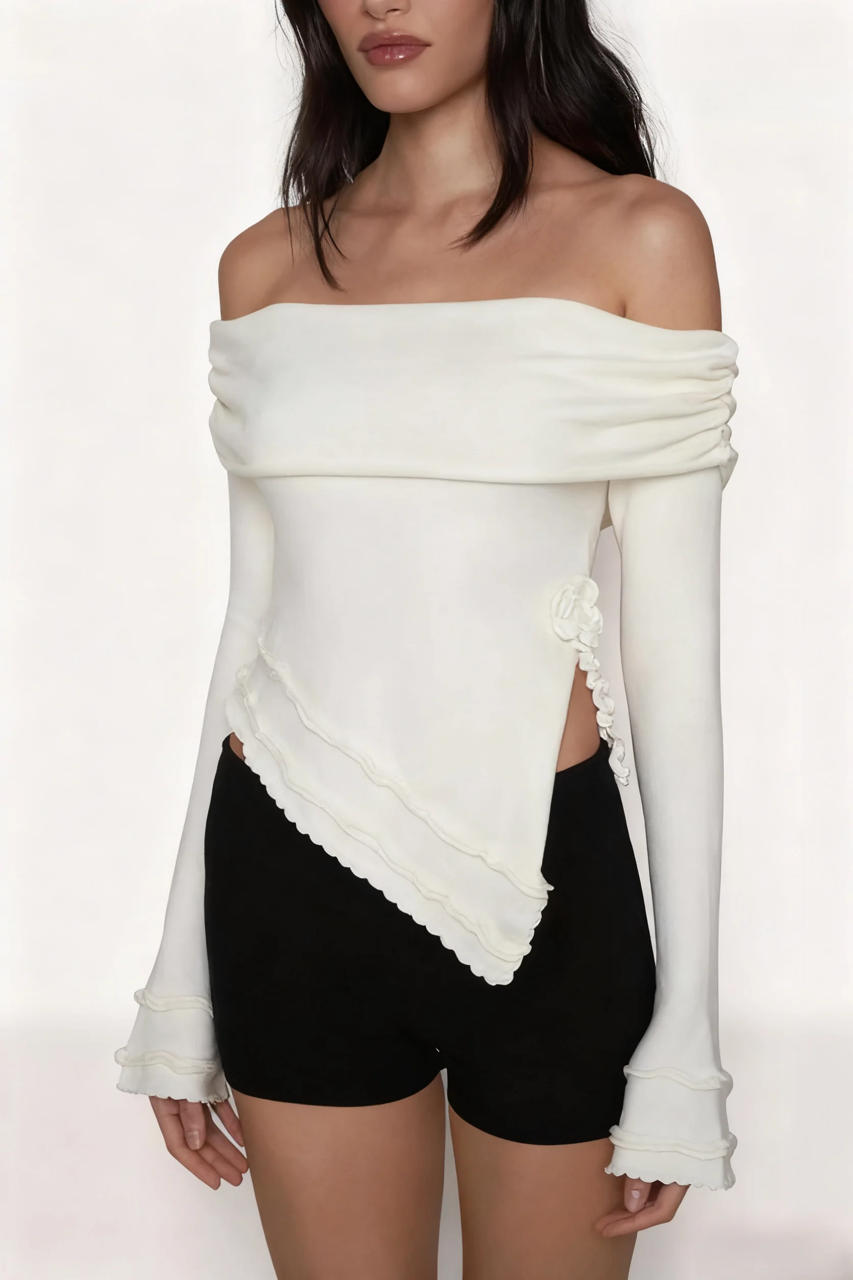 Guizi Autumn and Winter Off-Shoulder Knit Top Soft and Elastic White Sweater Fashionable Versatile Winter Wool Sweater Irregular Hem Slit Design Sexy Autumn Sweater
