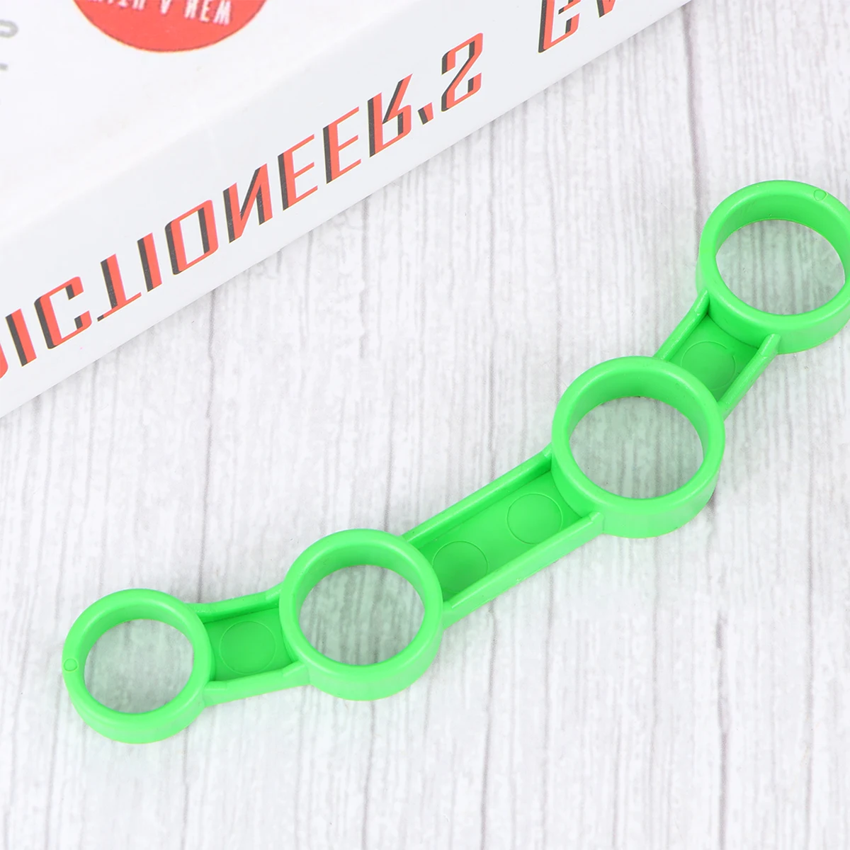 

1pc Finger Expansion Sleeve For Guitar Piano Ukulele Bass Finger Force Trainer Tool Size L (Green) Portable Practice Instrument