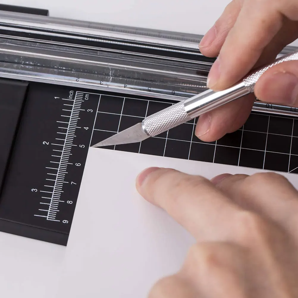 

1Set Automotive Window Tinting Kit 8-in-1 Car Vinyl Wrap Tool Set for Easy Bubble Removal and Scratch Reduction Car Tint Tools