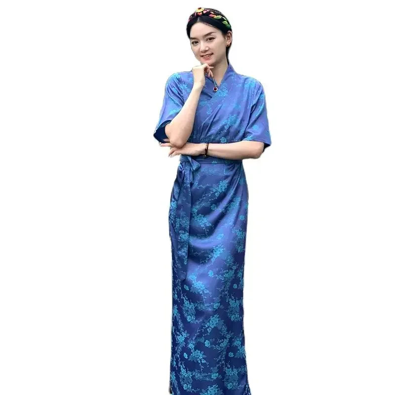 

Women Ttibet Robe Traditional Gown Ethnic Clothing Long Summer Dress Elegant Asian costume