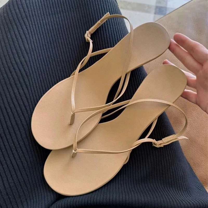 

Liyke/летние модные сандалии-гладиаторы с узкими ремешками и круглым носком на тонком котячьем каблуке, женская обувь с пряжкой и ремешком, повседневные сандалии