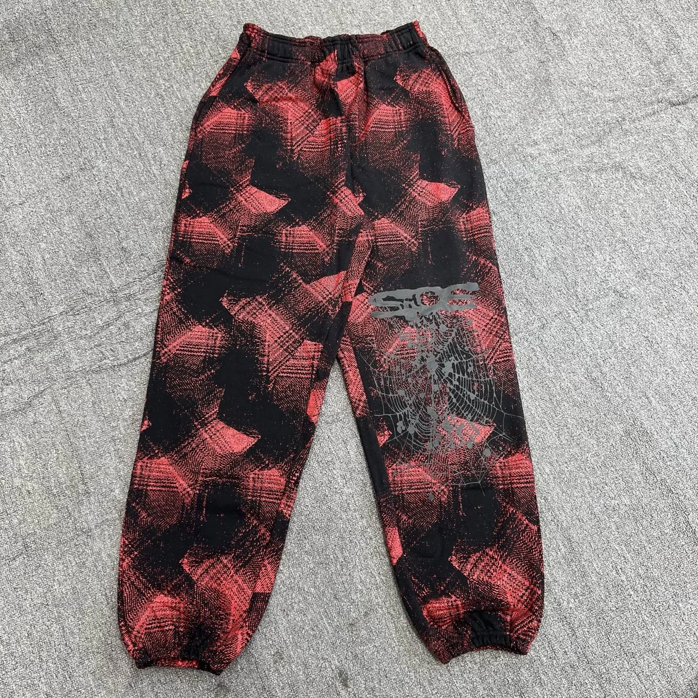 

Retro Red And Bla id Spider Web Hoodie Pants Set Loose Fit Pure Cotton Breathable Youth Casual Faion Online Exclusive