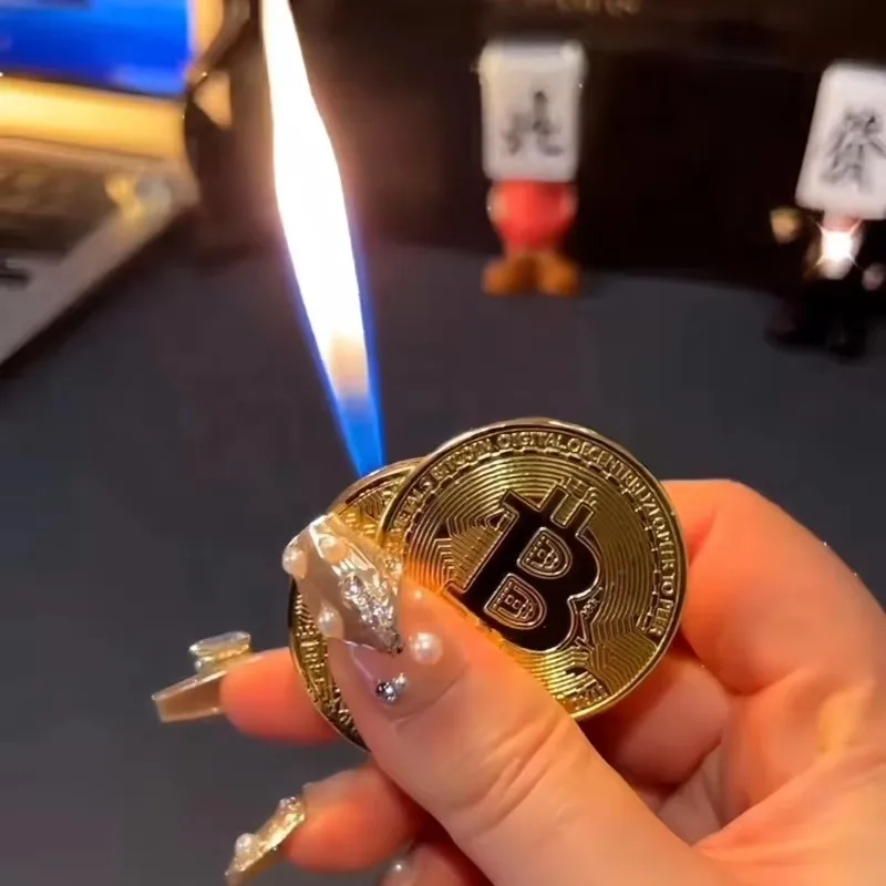 Kreatives und lustiges Bitcoin-Butangasfeuerzeug, offenes Flammenfeuerzeug, virtueller Münzanhänger, Mini-tragbares Feuerzeug, Raucher-Geschenk für Männer