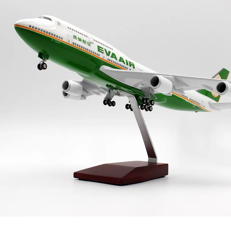 EVA Airlines Boeing 747 Model Aircraft 47CM 1:150 Scale With Wheel LED Light Die-casting Machine Collected Gift By Aviation