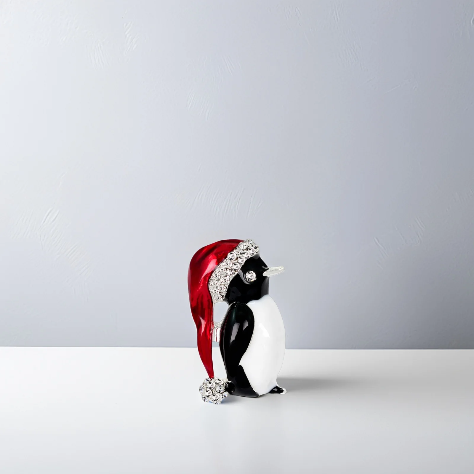 

2pcs Christmas Brooch Alloy Rhinestone Women Girl Breastpin Xmas Pins For Daily Wedding Party Decoration