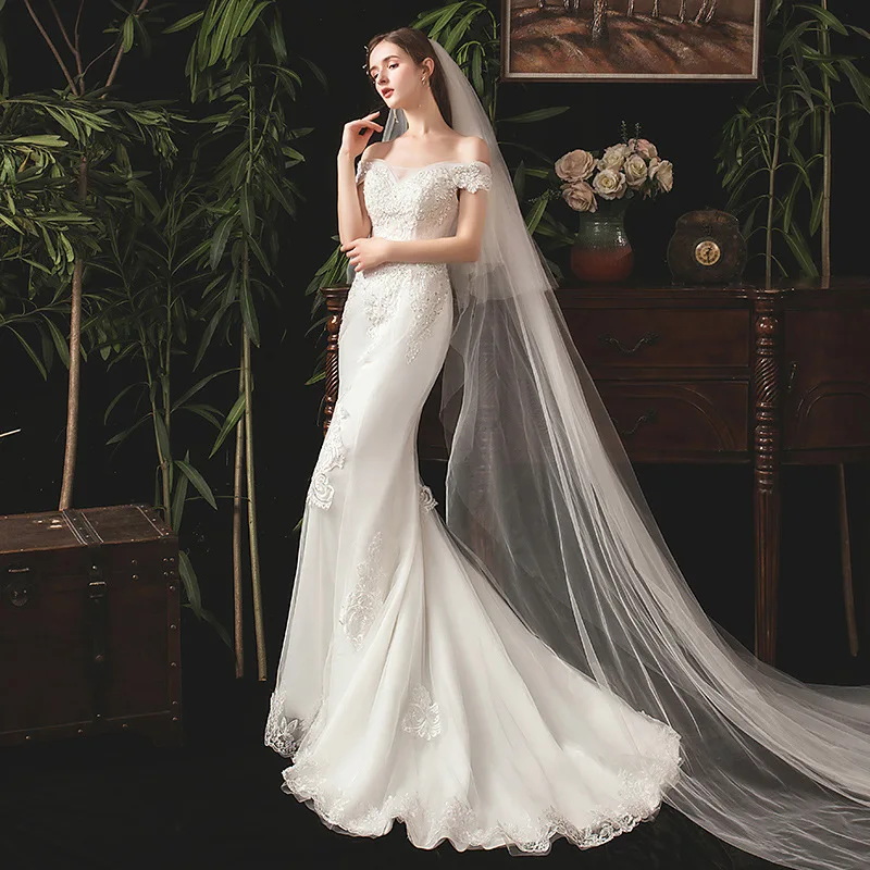 Abiti da sposa classici a sirena con spalle scoperte personalizzati per le donne Abito da sposa elegante con strascico da cappella Abito da sposa personalizzato