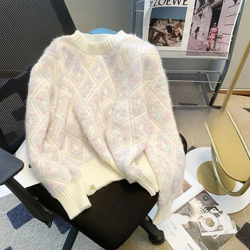 

2025 Autumn and Winter Fashion New Women's Elegant Knitted Sweet Wind Printed Wool Hoodie Gradient Color Warm Sweater Jumper