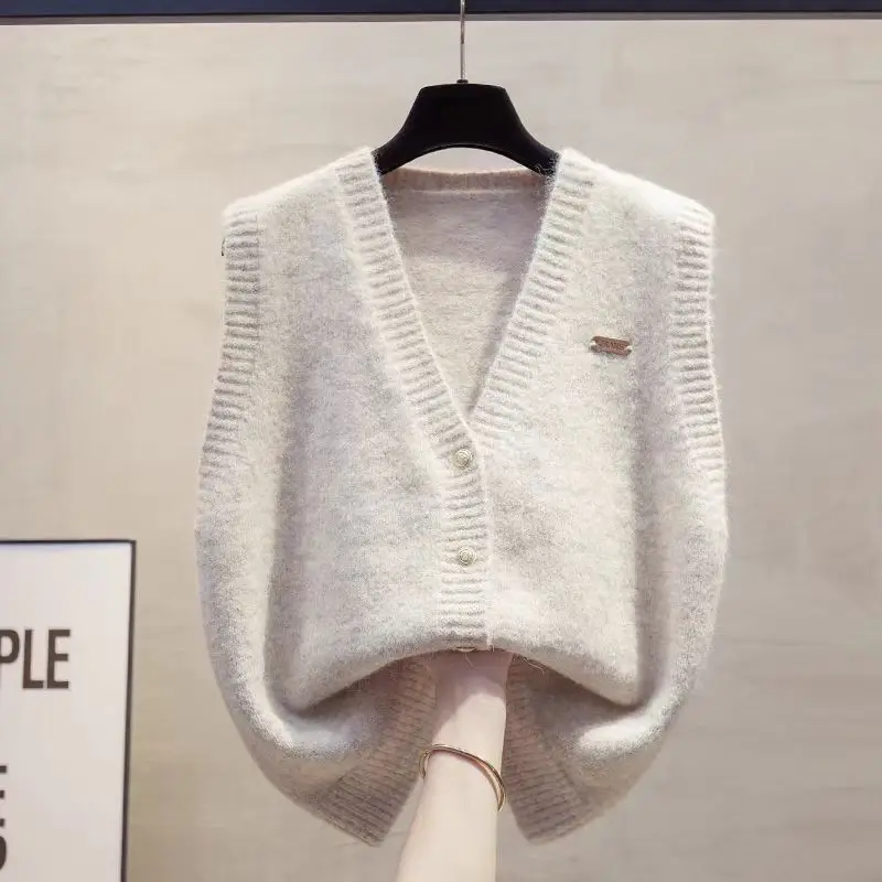 

V-neck Sweater Vest Women's Spring and Autumn New Loose Layered Sweater