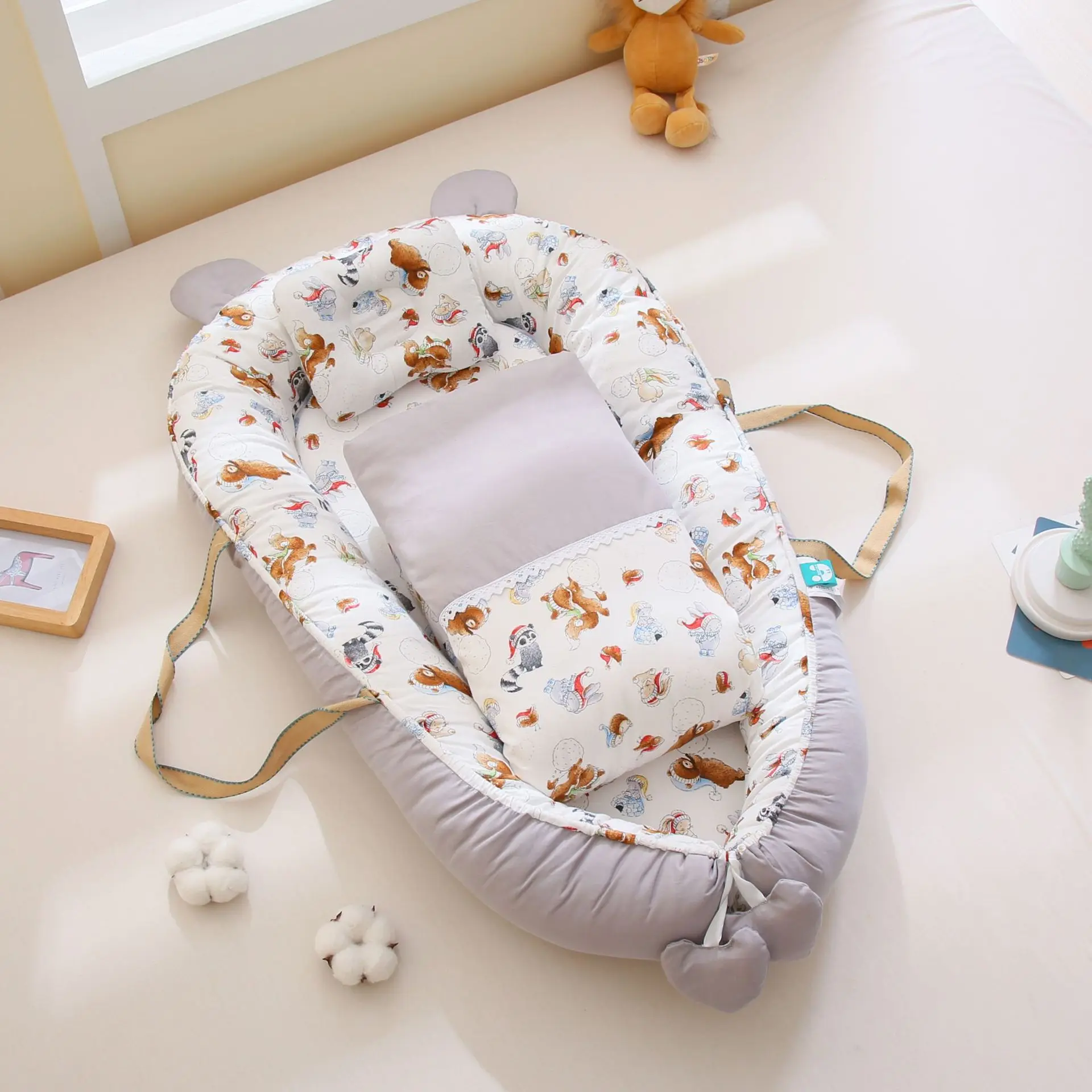 Newborn Carry Baby Sleep Nest Cotton Baby Nest Bed Portable Newborn Lounger Bassinet Snuggle With Pillow