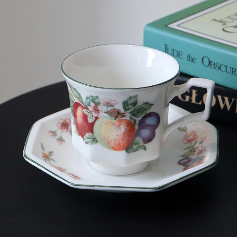 Vintage Berries Green Edged Octagonal Coffee Cup, Dish, Handmade Thread Drawing Black Tea, Afternoon Tea Cup, Casual Teacup