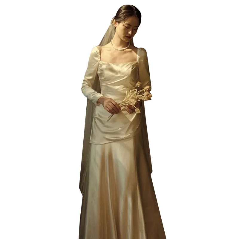 Französischer Stil Langarm Leichtes Hochzeitskleid Neue Braut Temperament Vintage Satin Empfang Ausgehendes Kleid Meerjungfrau Kleid Winter