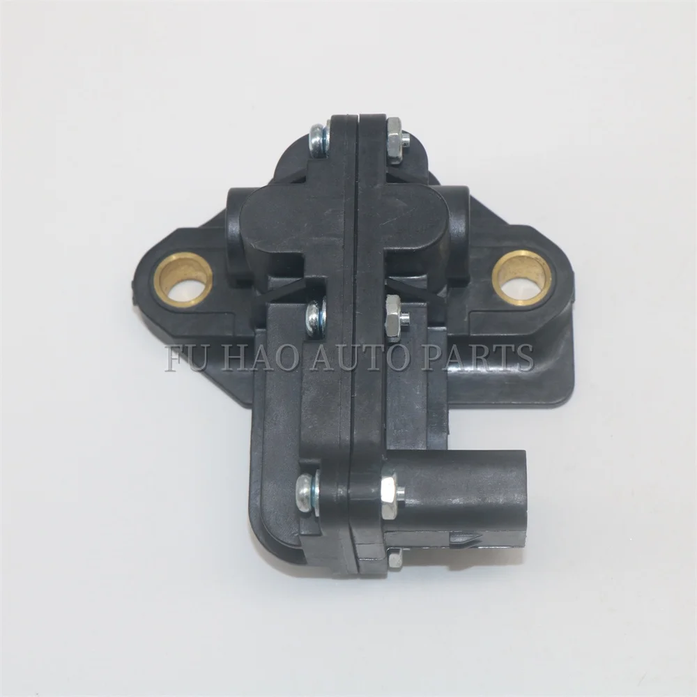 

DZ119844 DZ105917 P1C50001 P1C-5000-1 Exhaust Gas Recirculation Delta Pressure Sensor for John Deere