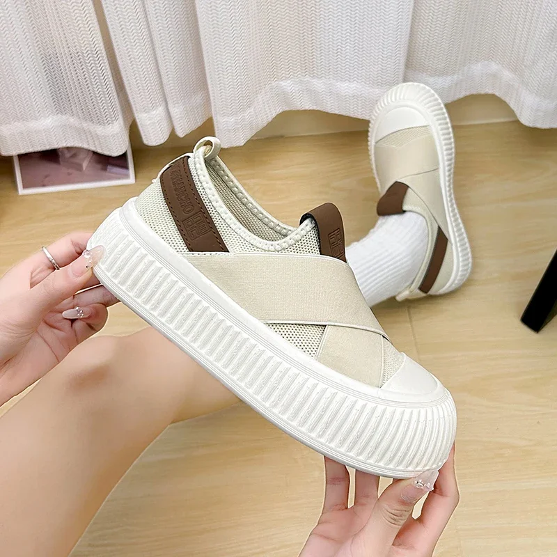 Nieuwe Damesschoenen Met Dikke Zolen Canvas Loafers Voor Dames Designgevoel Sneakers Slip-On Casual Platformschoenen Met Platte Bodem