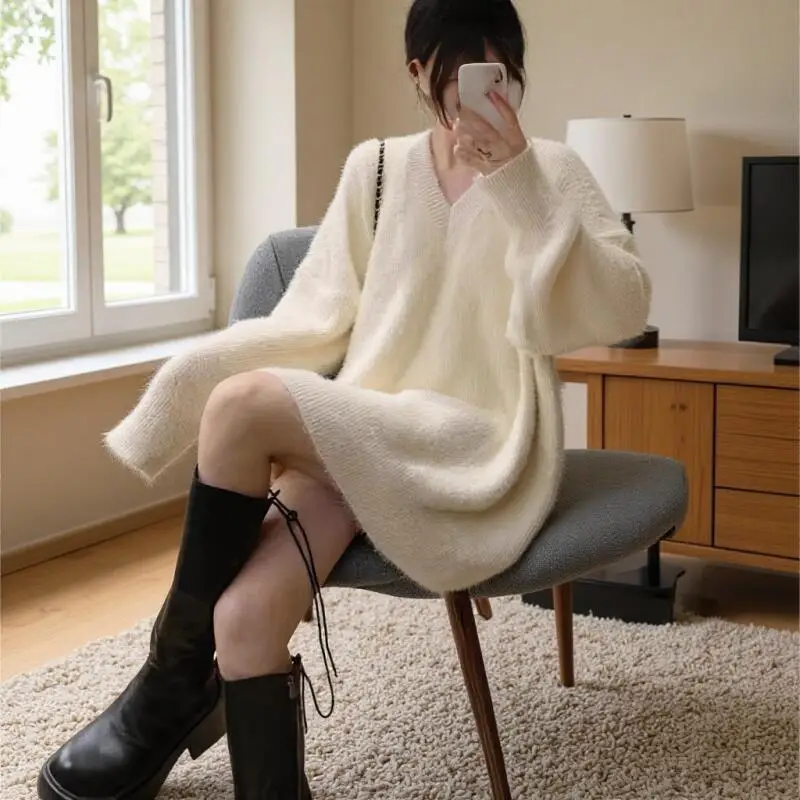 

Woman Sweater Autumn Winter Mink Fur Mid-Length Lazy Style Jumper Loose V-Neck Pullover Soft and Sticky Temperament Knitwear