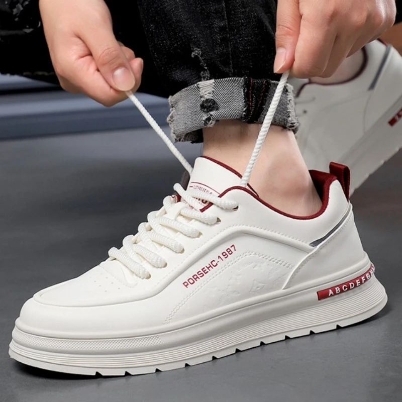 

Four-season Men's Simple and Color-blocked Round-toed Fashionable Large-sized Soft-soled Flat Low-top Vulcanized Board Shoes