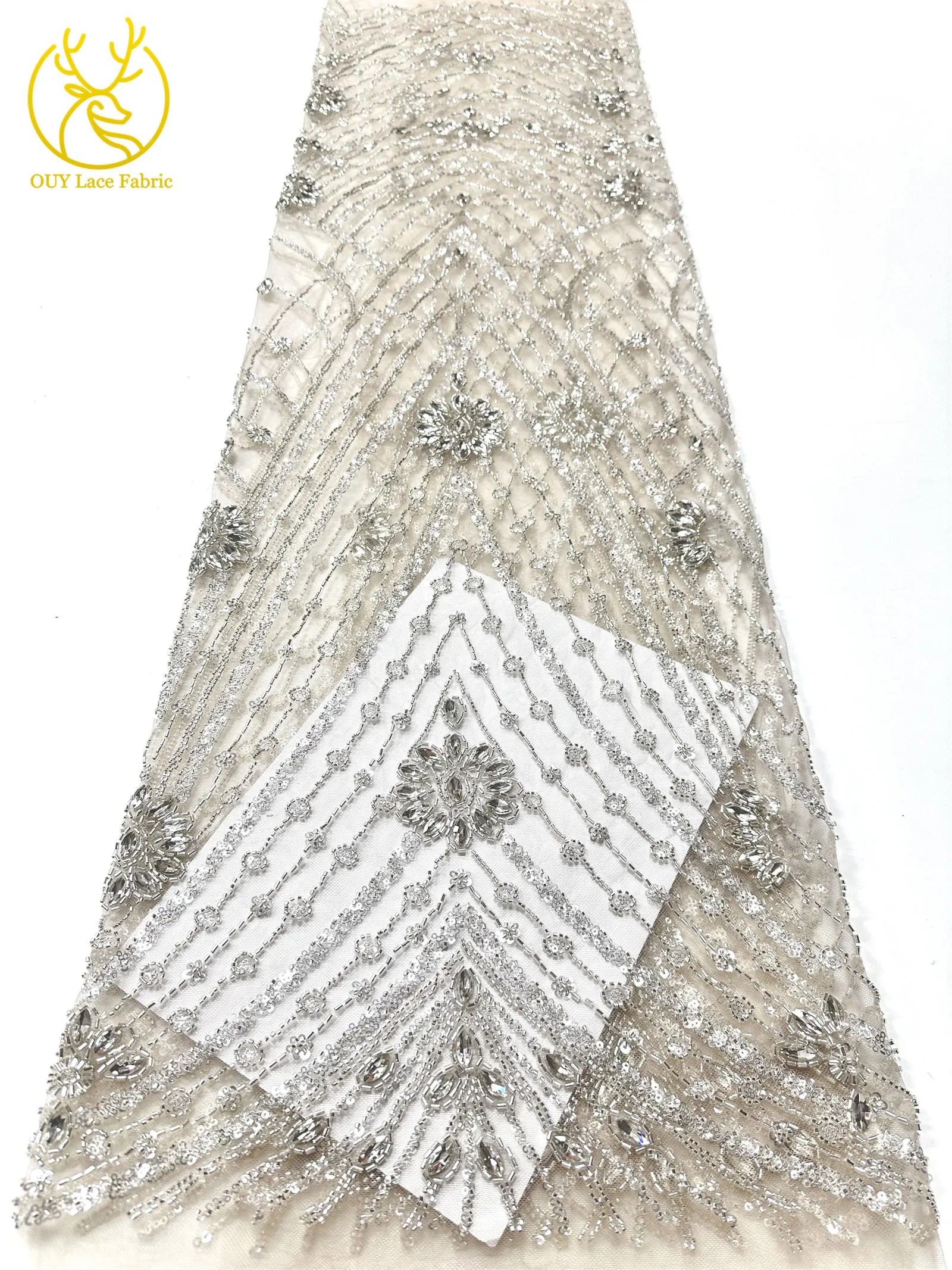 Lo último en tela de encaje de diamantes con cuentas africanas hechas a mano, lujoso vestido de novia de tela de encaje transparente azul marino con lentejuelas nigerianas 2026