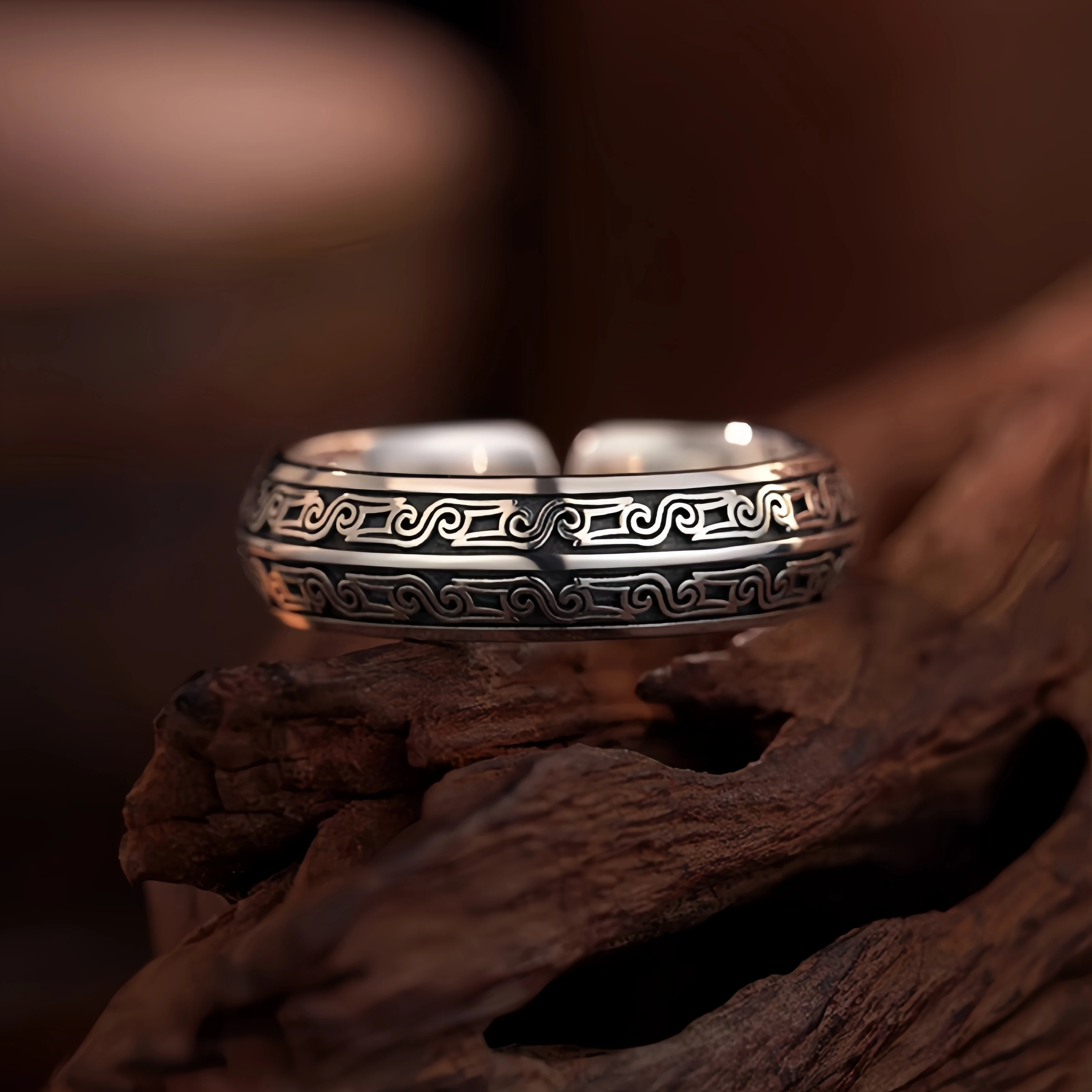 Retro Zoomorphic Spiral Motif Adjustable Open Ring For Men Silver-plated Brass Gothic Edgy Jewelry Historic Accessories Gift