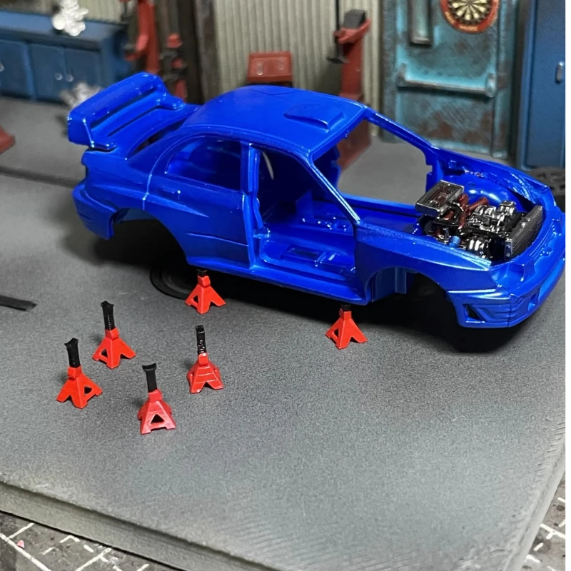Diorama 1/64 Resin Car Lifting Jack Model Modification Garage Repair Accessories Scene Collocation Miniature Figure Doll Display