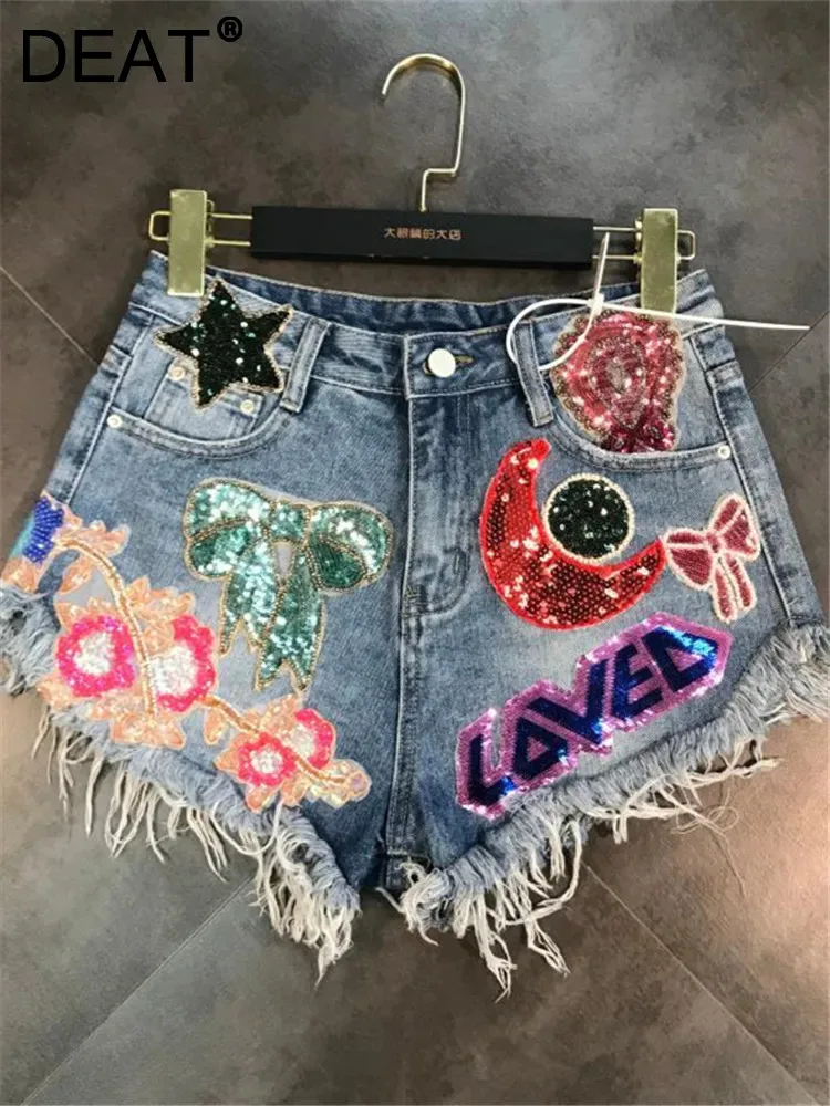 

DEAT 2024 New Arrivals Moon Stars Sequins Embroidery Tassel Patch Raw Denim Shorts Female Fashion Temperament Tide Women ME670