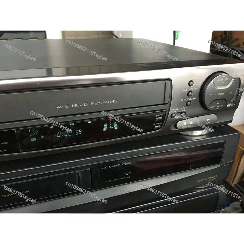 

JVC HR-J71MS video recorder with six head stereo all functions are normal Used
