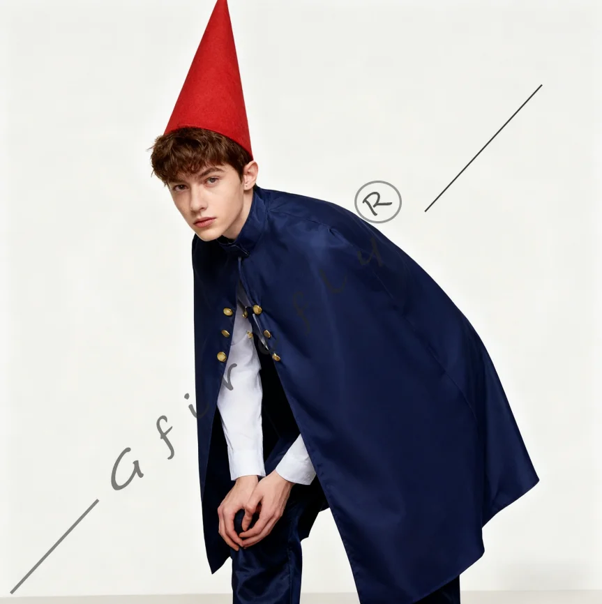 أزياء تنكرية لشخصية الرسوم المتحركة على الحائط فوق الحديقة تتضمن قبعات وعباءات وأزياء الهالوين للعرض الهزلي