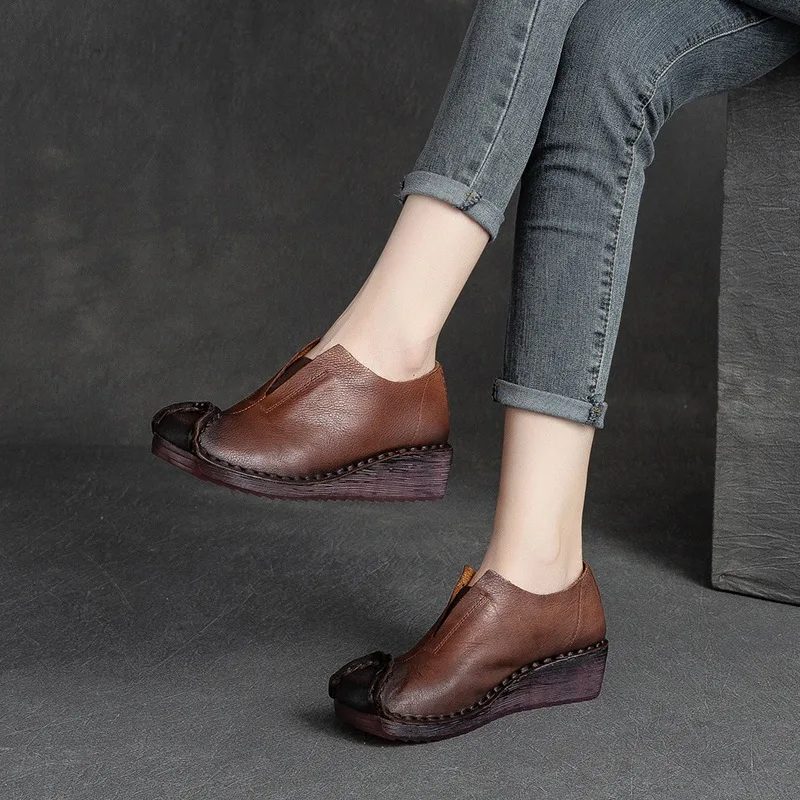 

Spring and Autumn New Casual Trendy Soft Bottom Leather Women's Round Head Slope Heel Thick Bottom Comfortable Single Shoe